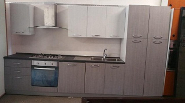 Arredo d'occasione cava de' tirreni vendiamo mobilio ... Subitoit arredamento usato